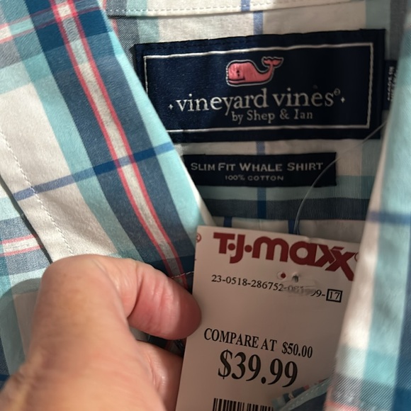 Men’s Vineyard Vines Blue Plaid Button Down Shirt NWT - Med - Picture 3 of 5